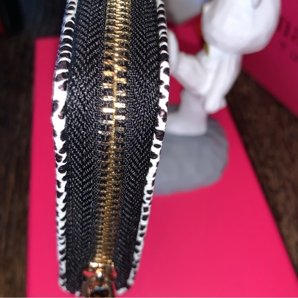 Trina Turk Croc Zip AROUND. New - Picture 4 of 8